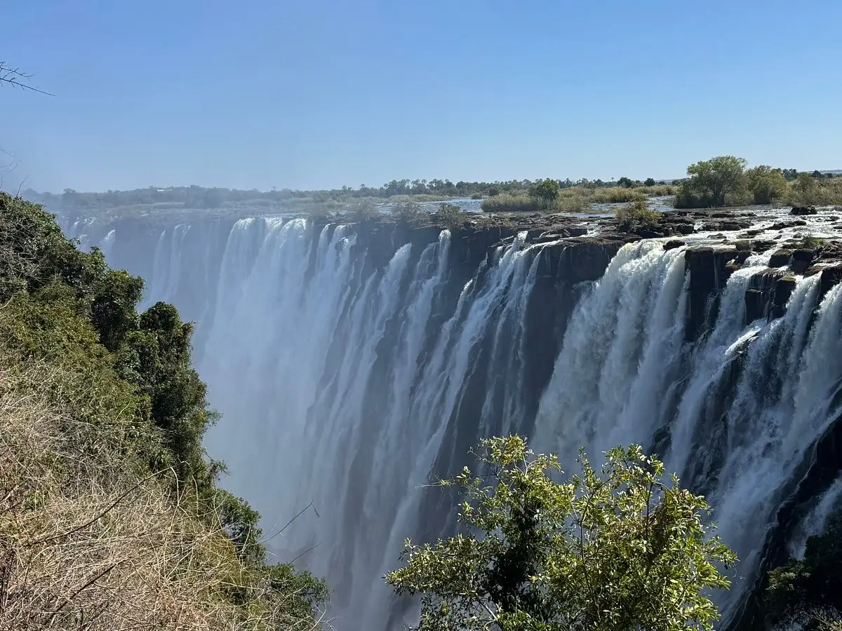 USA guests enjoyed a luxury journey through South Africa, Zambia, and Zimbabwe, from Cape Town’s The Marly Boutique Hotel to Simbavati Hilltop Lodge, Victoria Falls’ Royal Livingstone Hotel, and Malori Mashuma Camp.